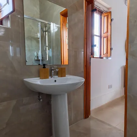 Sunset Haven At Ferdinand's Grove With Private Pool Siggiewi