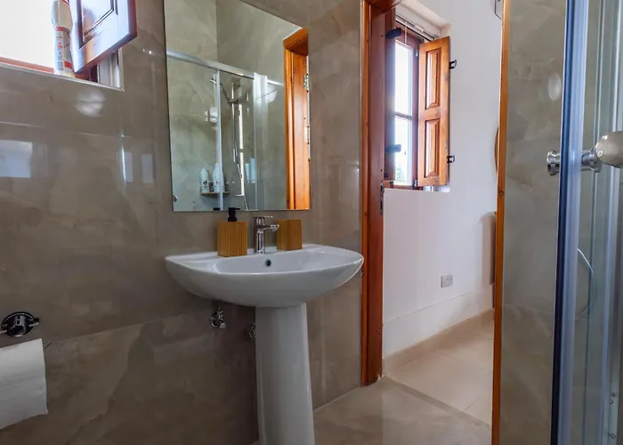 Sunset Haven At Ferdinand's Grove With Private Pool Siggiewi